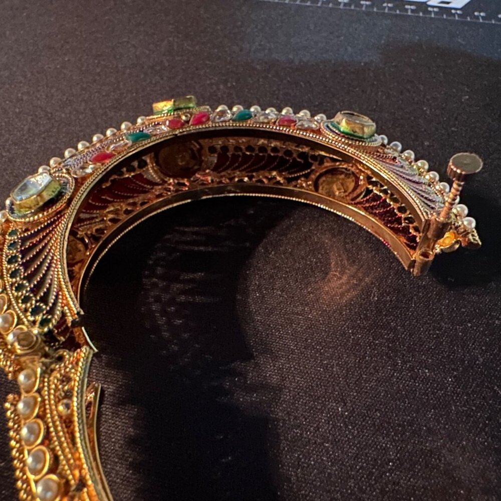 Antique East Indian Inspired Womens Bangle Intricate Design Collectible Costume - Picture 4 of 9
